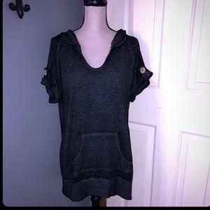 🎉Maurice’s Short sleeve Lightweight Hooded Top